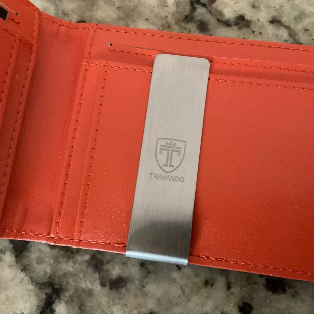 New Travando Austin Slim RFID Blocking Money Clip Bifold Carbon Wallet